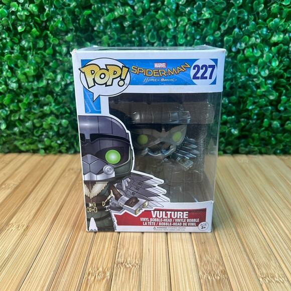 Funko Pop! Marvel Spiderman Homecoming Vulture #227 Vinyl Figure - Picture 1 of 6